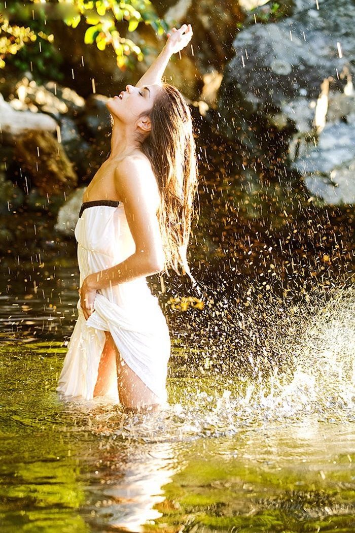 Marie Avgeropoulos in Kolhapur