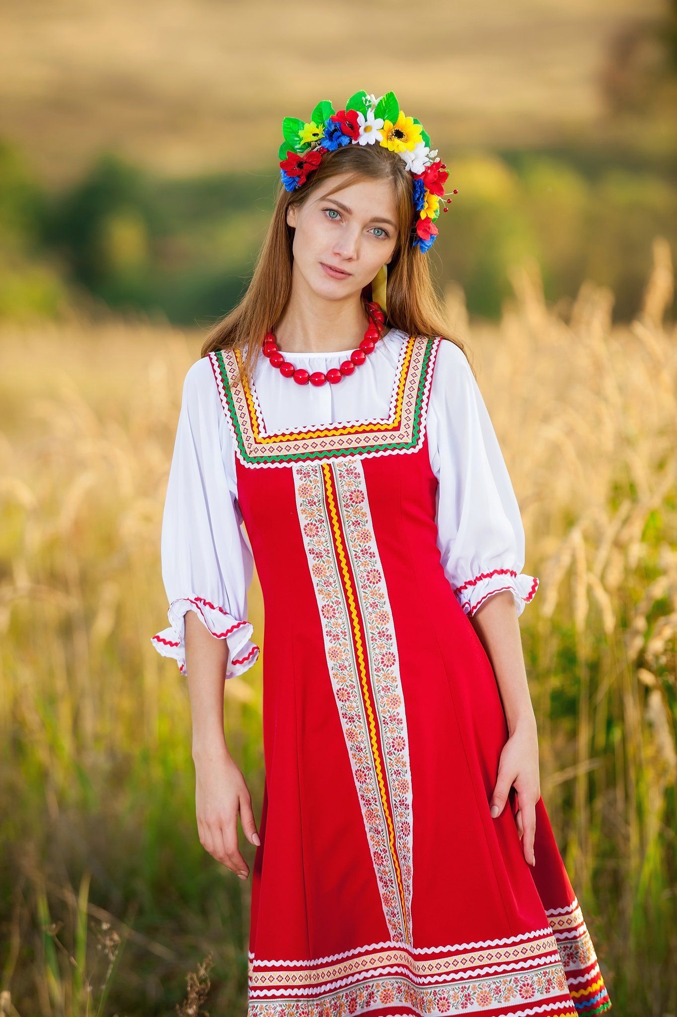 Women in Slavic costumes in Kolhapur